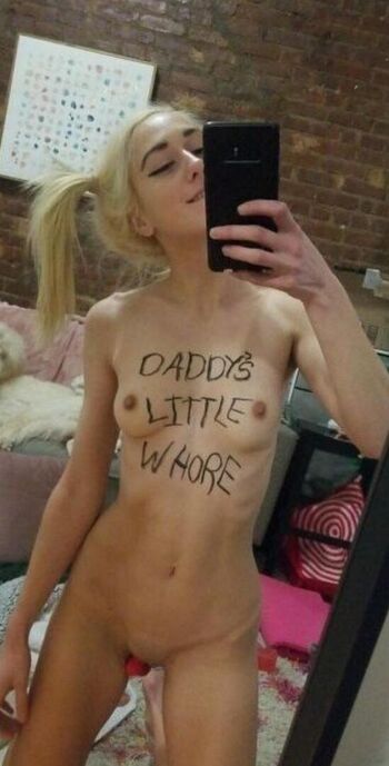 Sluttiest Leaked Nude OnlyFans (Photo 16)