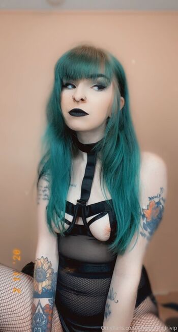 smolgothgirlvip Leaked Nude OnlyFans (Photo 30)