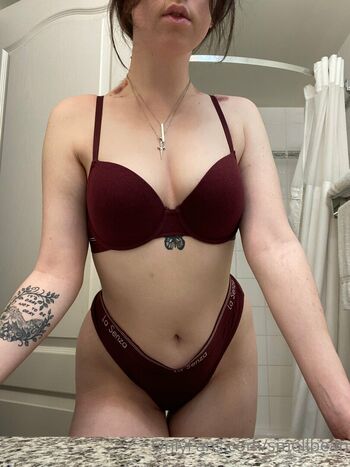 smollbean Leaked Nude OnlyFans (Photo 1)