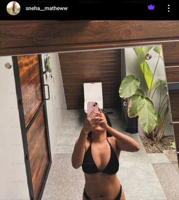 Sneha Mathew Leaked Nude OnlyFans (Photo 5)