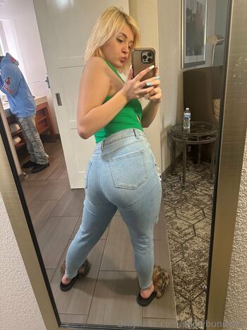 snowbunnyalii Leaked Nude OnlyFans (Photo 44)