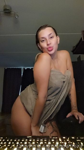Snowmixy Leaked Nude OnlyFans (Photo 81)