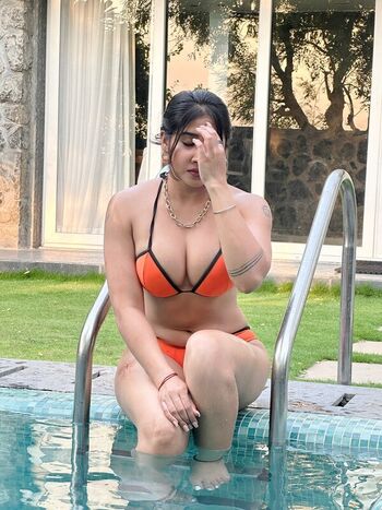 Sofia Ansari Leaked Nude OnlyFans (Photo 195)