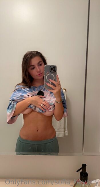 Sofia Bevarly Leaked Nude OnlyFans (Photo 3)