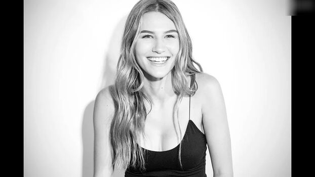 Sofia Hublitz Leaked Nude OnlyFans (Photo 2)