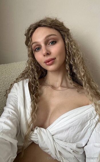 sofiaaamillerrr Leaked Nude OnlyFans (Photo 6)
