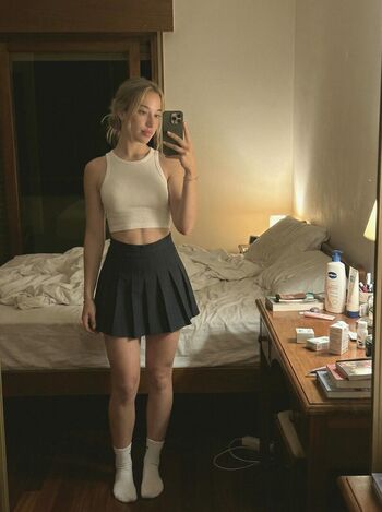 sofiaaevanss Leaked Nude OnlyFans (Photo 22)