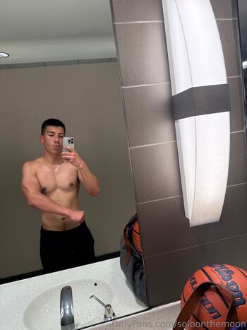 soloonthemoon Leaked Nude OnlyFans (Photo 4)