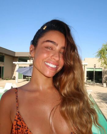 Sommer Ray
