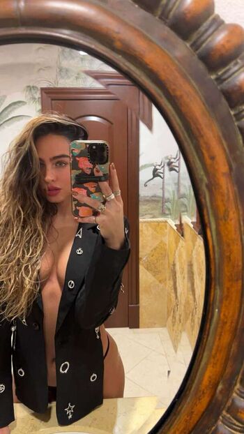 Sommer Ray