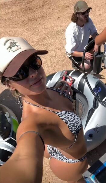 Sommer Ray Leaked Nude OnlyFans (Photo 1702)