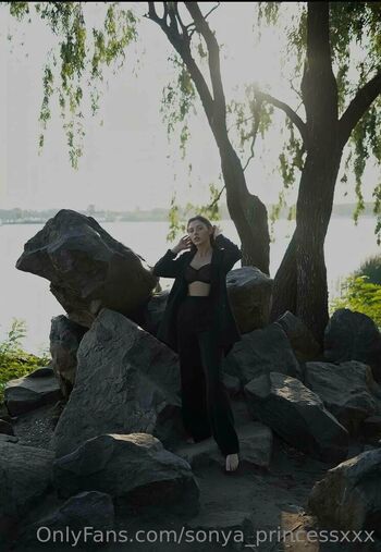 sonya_princessxxx Leaked Nude OnlyFans (Photo 3)