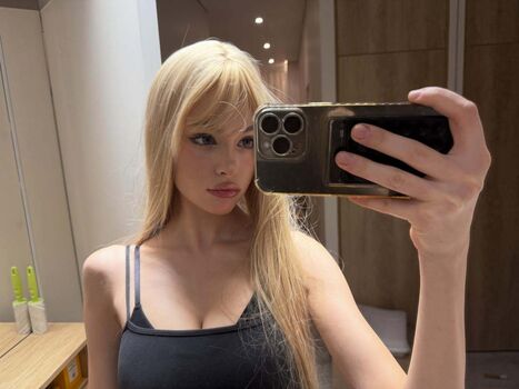 Sonya Zoloeva Leaked Nude OnlyFans (Photo 77)