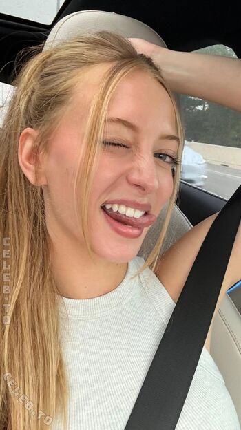 Sophia Diamond Leaked Nude OnlyFans (Photo 1678)