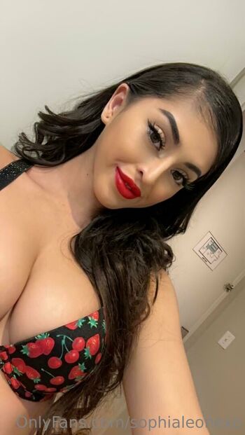 sophialeonexo