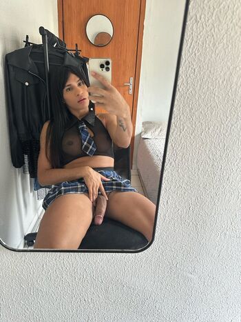 SophiaOliverofc