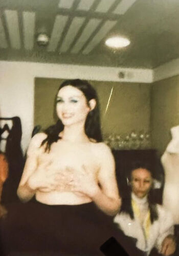 Sophie Ellis-Bextor Leaked Nude OnlyFans (Photo 79)