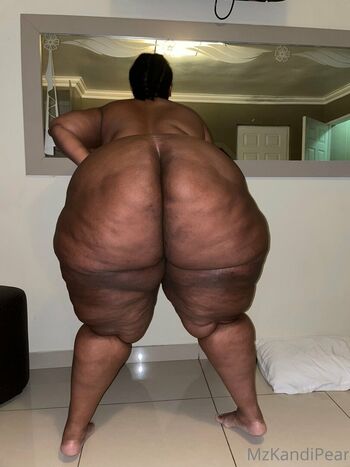 South African Thick Leaked Nude OnlyFans (Photo 26)