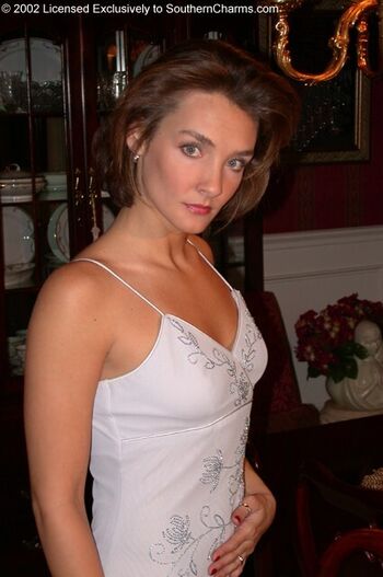 Southern-Charms Reese