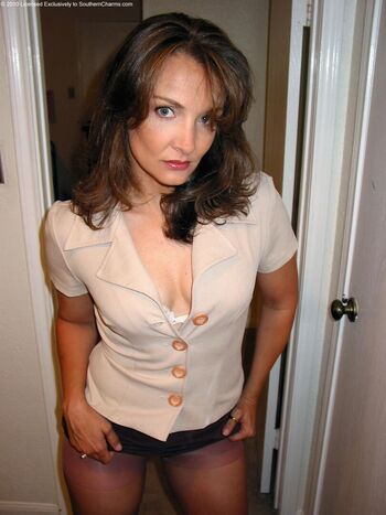 Southern-Charms Reese