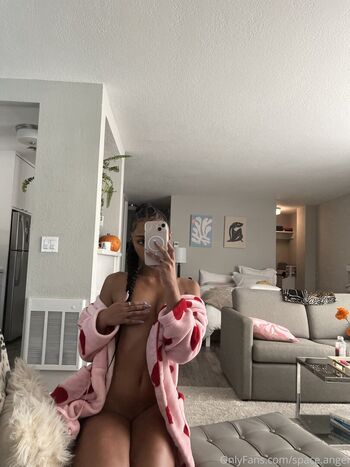 space.angel Leaked Nude OnlyFans (Photo 9)