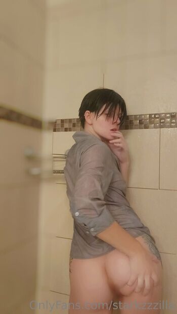 starkzzzilla Leaked Nude OnlyFans (Photo 29)