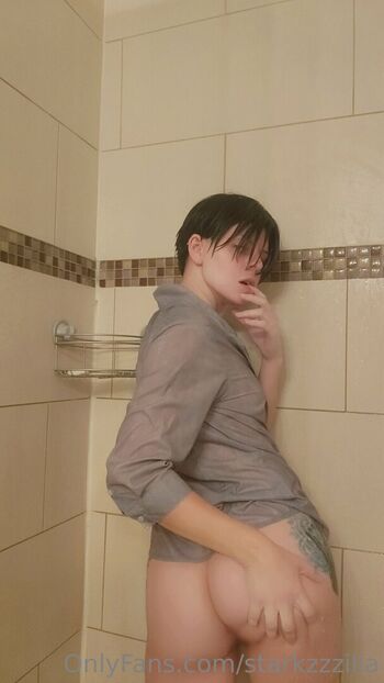 starkzzzilla Leaked Nude OnlyFans (Photo 30)