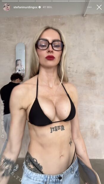 Stefani Nurding Leaked Nude OnlyFans (Photo 5)