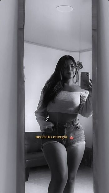Stefanny Caldas Leaked Nude OnlyFans (Photo 10)