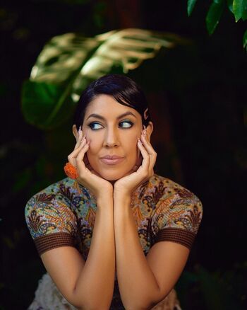 Stephanie Beatriz