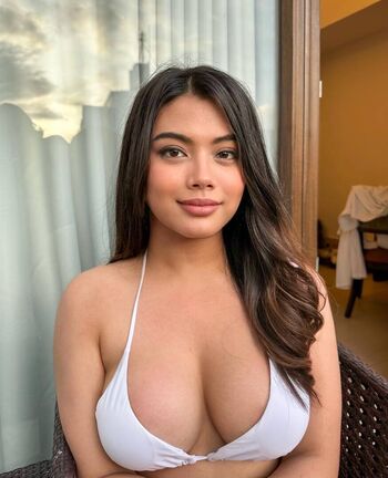 Stephanie Licas Leaked Nude OnlyFans (Photo 4)