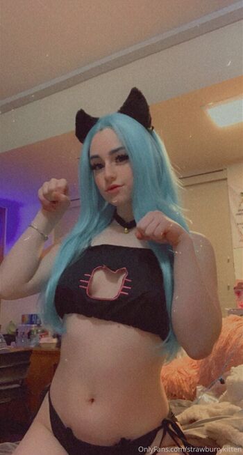 strawburrykitten