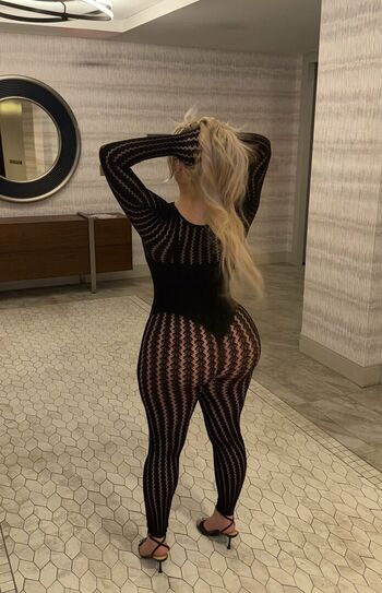 @suga.sweet Leaked Nude OnlyFans (Photo 2)