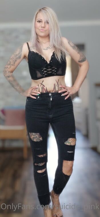 suicide_pink Leaked Nude OnlyFans (Photo 7)