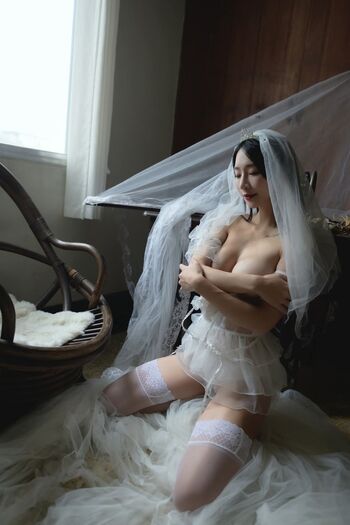 Sunny Lin Leaked Nude OnlyFans (Photo 8)