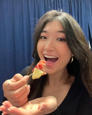 Sunnyliachoi Leaked Nude OnlyFans (Photo 7)
