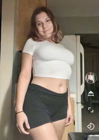 Sunshinegirl303 Leaked Nude OnlyFans (Photo 2)