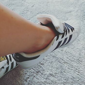 superbeautifulfeet80
