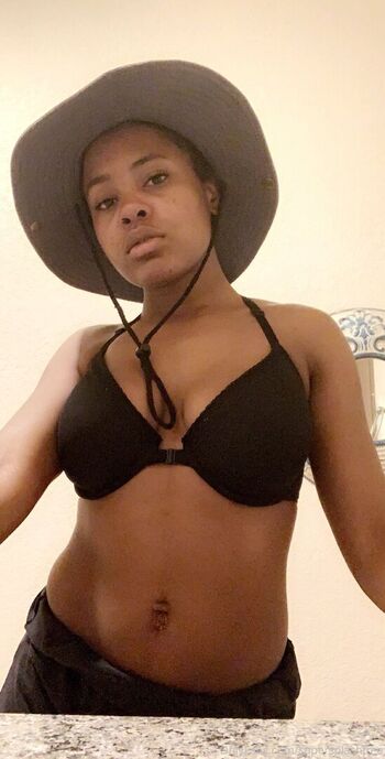 supersplashfree Leaked Nude OnlyFans (Photo 2)