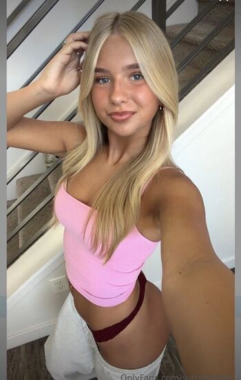 Suttonmiller Leaked Nude OnlyFans (Photo 3)