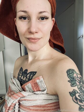 suzieks Leaked Nude OnlyFans (Photo 21)