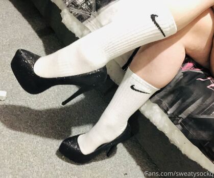 sweatysockq
