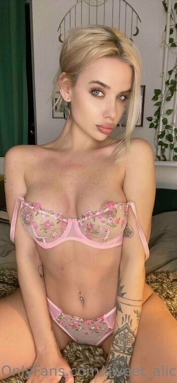 sweet_aliceee Leaked Nude OnlyFans (Photo 69)