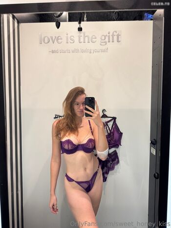 sweet_honey_kiss Leaked Nude OnlyFans (Photo 7)