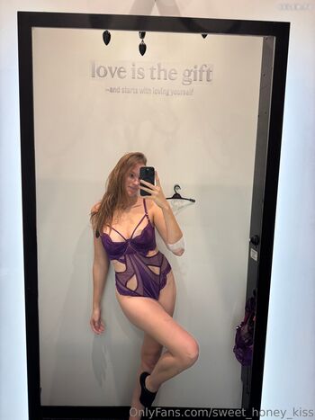 sweet_honey_kiss Leaked Nude OnlyFans (Photo 14)