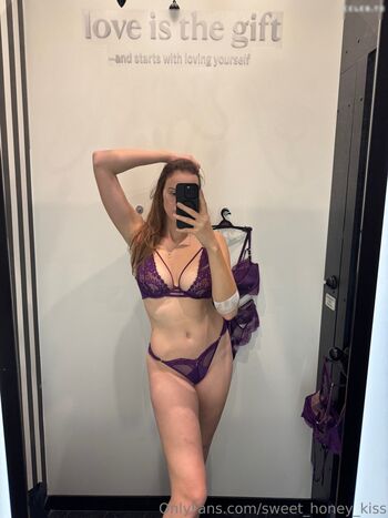 sweet_honey_kiss Leaked Nude OnlyFans (Photo 15)