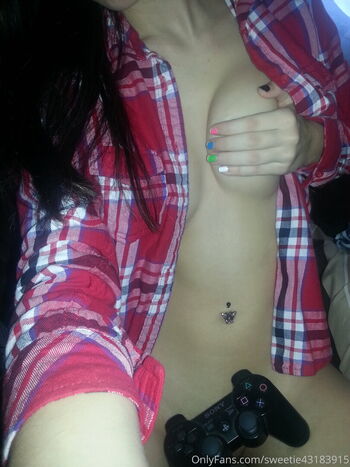 sweetie626 Leaked Nude OnlyFans (Photo 20)