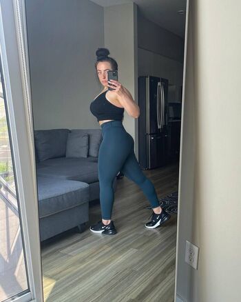 Sydney Martichuski Leaked Nude OnlyFans (Photo 25)