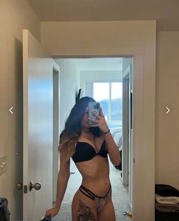 Sydney Star Leaked Nude OnlyFans (Photo 8)