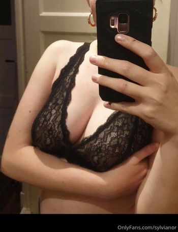 sylvianor Leaked Nude OnlyFans (Photo 2)